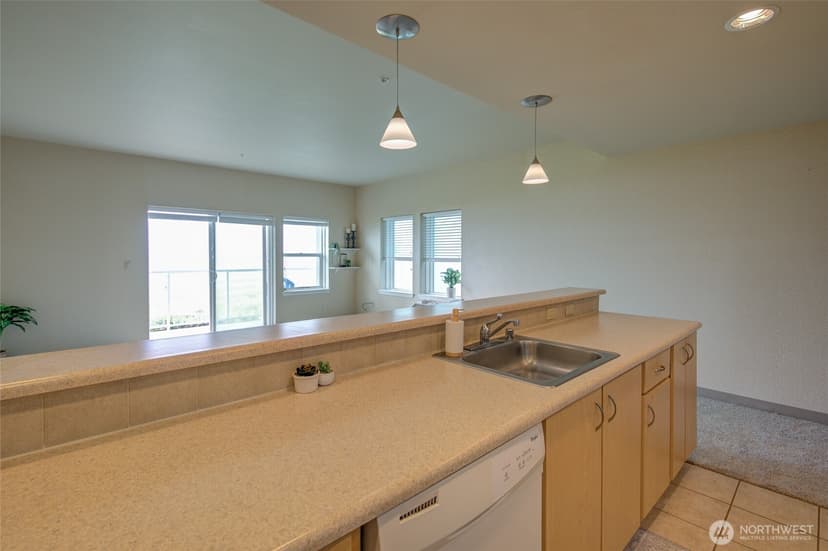 Property photo for 1335 Ocean Shores Boulevard SW #S34, Ocean Shores photo 16