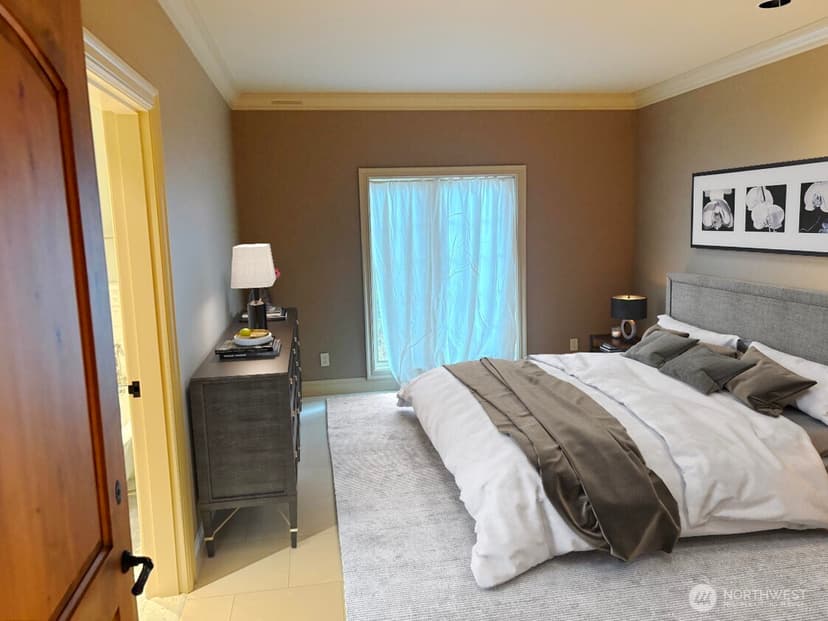 Property photo for 3307 NE 7th Street, Renton photo 14