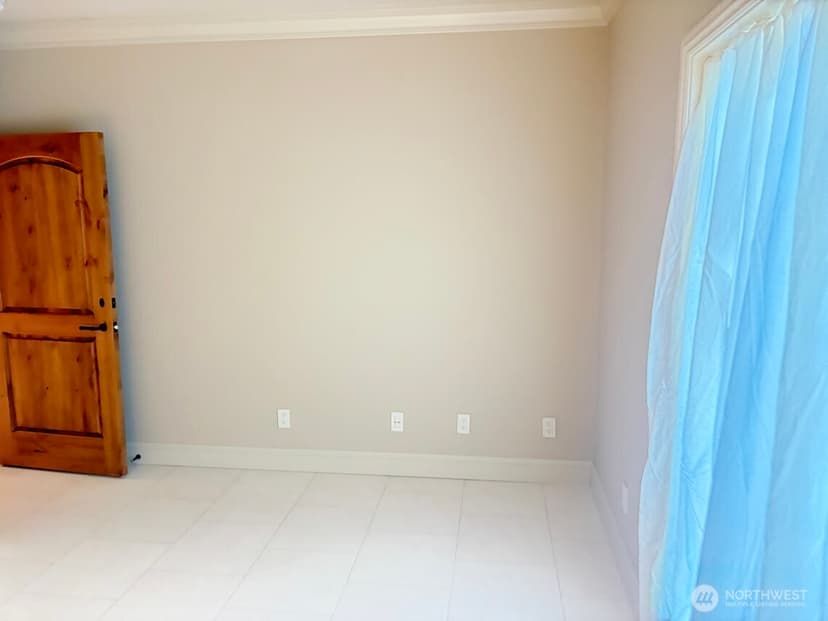 Property photo for 3307 NE 7th Street, Renton photo 25