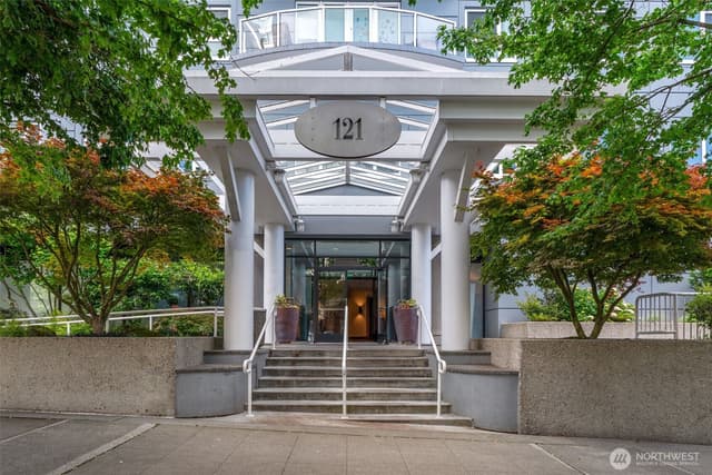 Property photo for 121 Vine Street #1101, Seattle photo 4