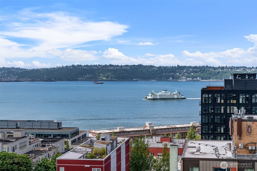 Property photo for 121 Vine Street #1101, Seattle photo 2