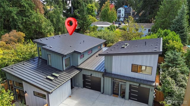 Property photo for 817 NE 100th Street, Seattle