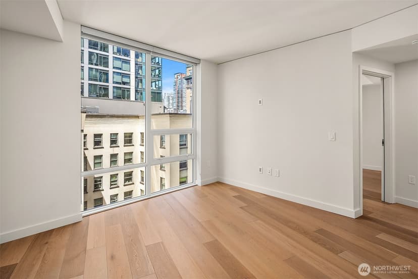 Property photo for 121 Stewart Street #908, Seattle photo 9