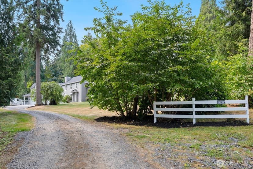 Property photo for 21810 57th Avenue SE, Woodinville photo 11