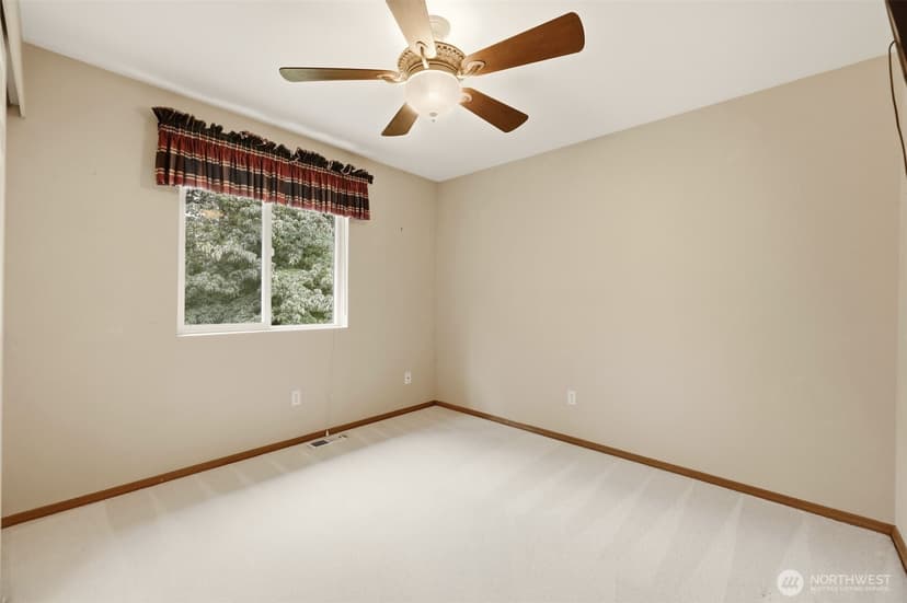 Property photo for 16213 131st Avenue Ct E, Puyallup photo 29