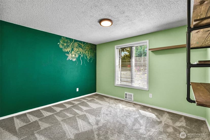 Property photo for 11510 SE 215th Street, Kent photo 24