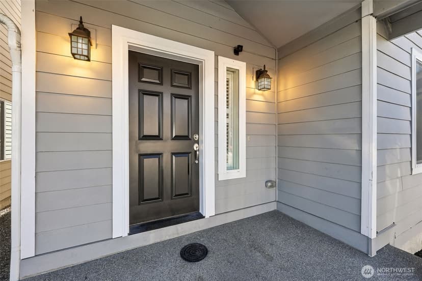 Property photo for 9508 133rd Street E, Puyallup photo 4