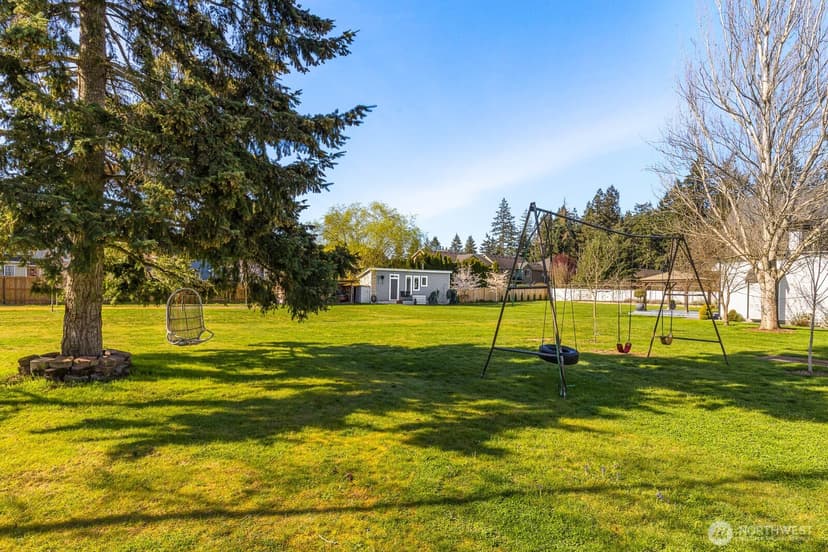 Property photo for 17210 36th Ave E, Tacoma photo 16