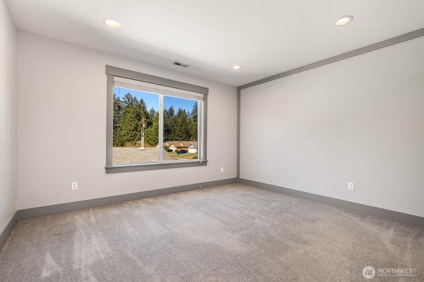 Property photo for 17210 36th Ave E, Tacoma photo 40