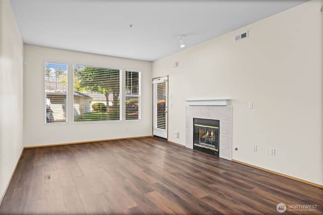Property photo for 4714 Mill Pond Drive SE #403, Auburn photo 3