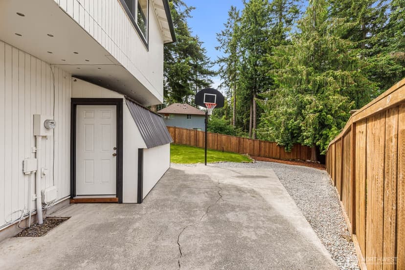 Property photo for 18103 81st St E, Bonney Lake photo 10