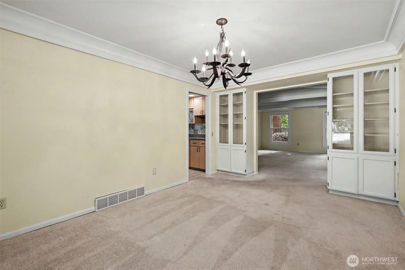 Property photo for 2235 Sahalee Drive E, Sammamish photo 3
