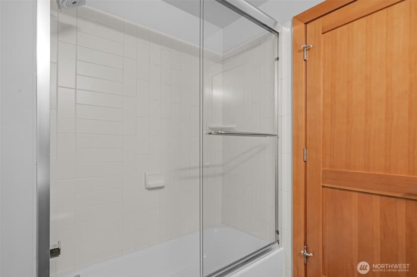 Property photo for 5121 NE 55th Street, Seattle photo 33