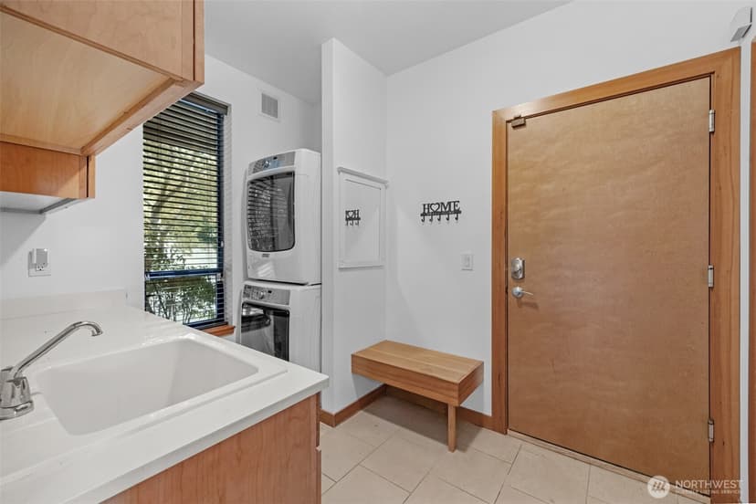 Property photo for 5121 NE 55th Street, Seattle photo 34