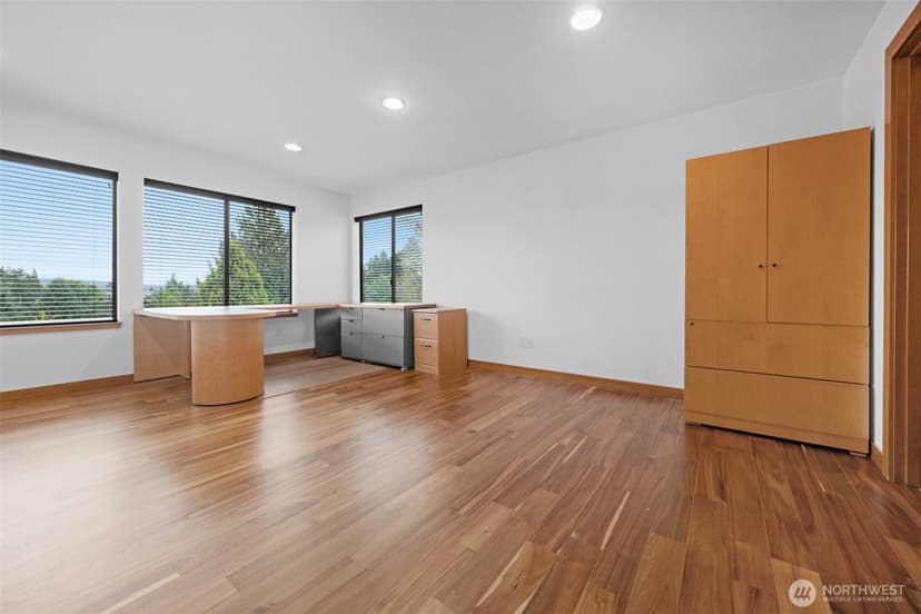 Property photo for 5121 NE 55th Street, Seattle photo 25