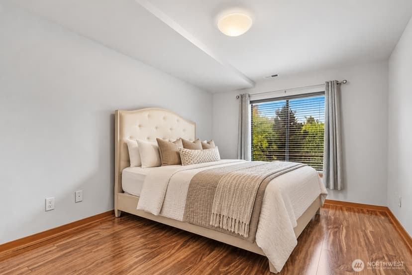 Property photo for 5121 NE 55th Street, Seattle photo 32