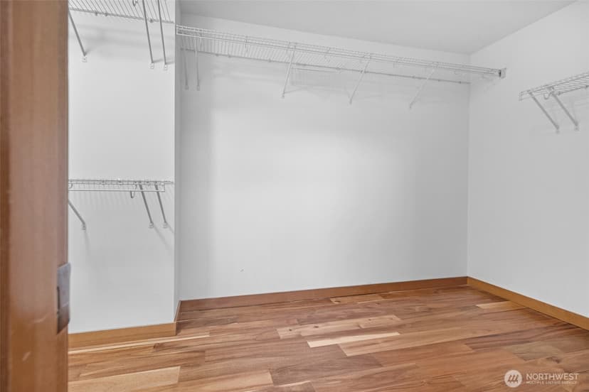 Property photo for 5121 NE 55th Street, Seattle photo 24