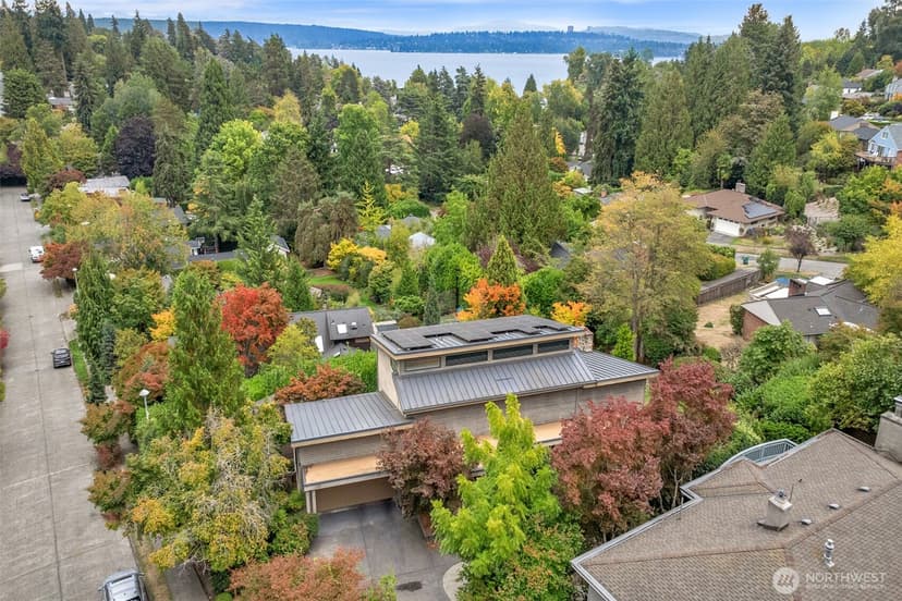 Property photo for 5121 NE 55th Street, Seattle photo 37