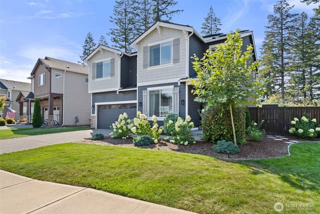 Property photo for 17614 Crossing Dr E, Puyallup photo 3