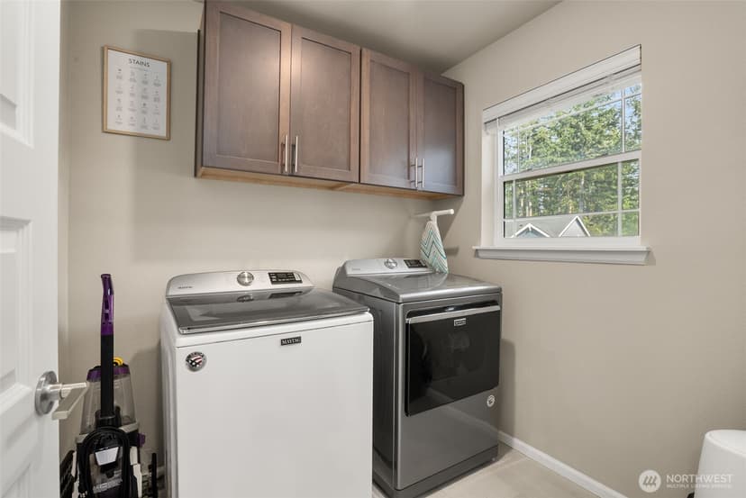 Property photo for 17614 Crossing Dr E, Puyallup photo 24