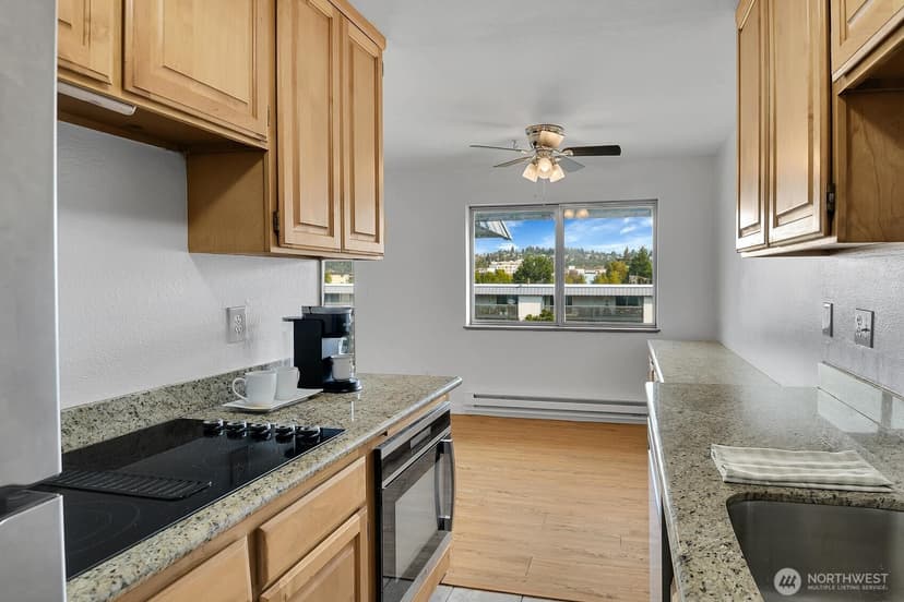 Property photo for 23007 Marine View Drive S #B306, Des Moines photo 18