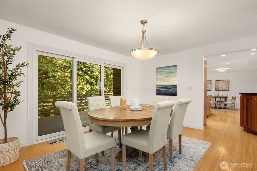 Property photo for 3734 NE 150th Street, Lake Forest Park photo 8