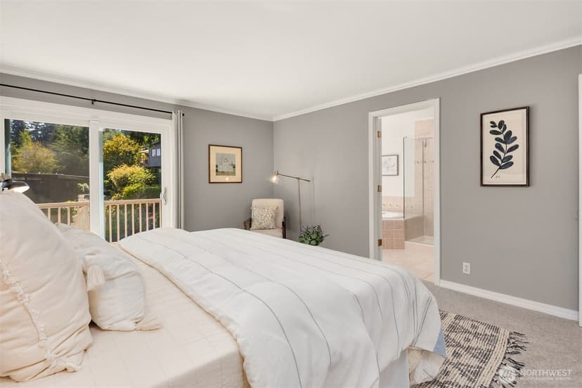 Property photo for 3734 NE 150th Street, Lake Forest Park photo 15