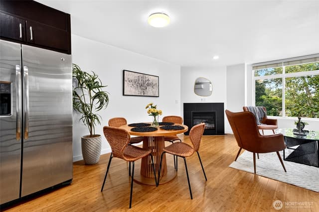 Property photo for 2122 NE 89th Street, Seattle photo 3