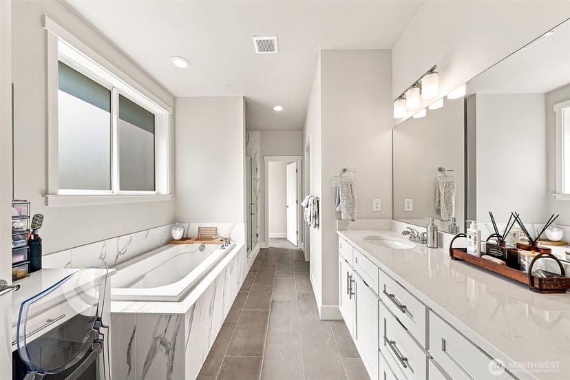 Property photo for 18630 Greenwood Place E, Bonney Lake photo 17