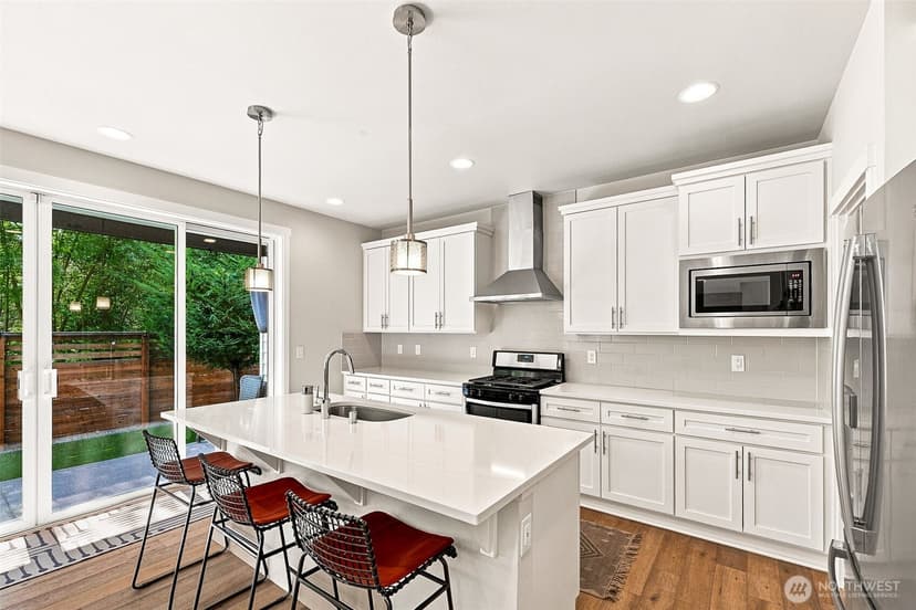 Property photo for 18630 Greenwood Place E, Bonney Lake photo 6