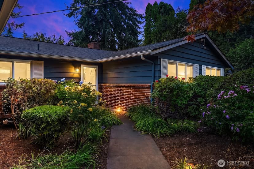 Property photo for 16217 NE 25th Street, Bellevue photo 2