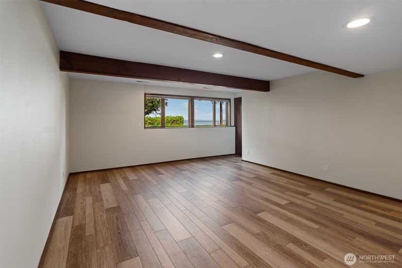 Property photo for 824 S Marine Hills Way, Federal Way photo 32
