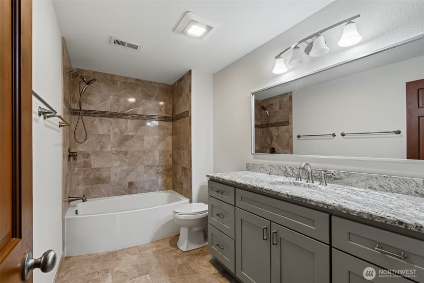 Property photo for 824 S Marine Hills Way, Federal Way photo 36