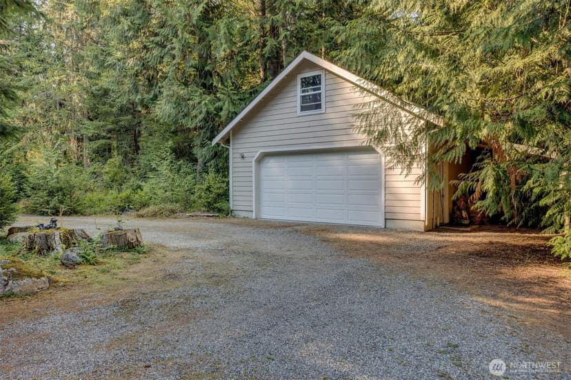 Property photo for 6477 Cultus Bay Road, Clinton photo 31
