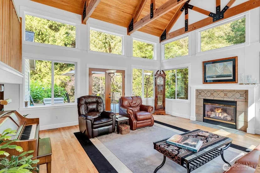 Property photo for 6477 Cultus Bay Road, Clinton photo 11
