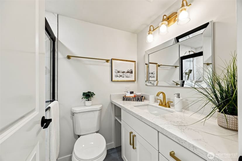 Property photo for 2538 NE 107th Street, Seattle photo 17