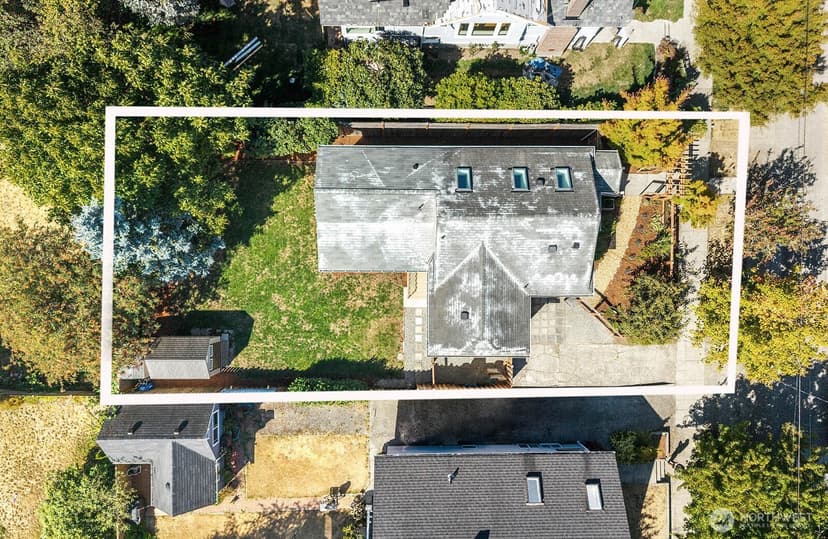 Property photo for 6741 9th Avenue NW, Seattle photo 27