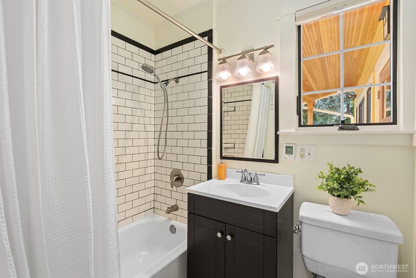 Property photo for 6741 9th Avenue NW, Seattle photo 17