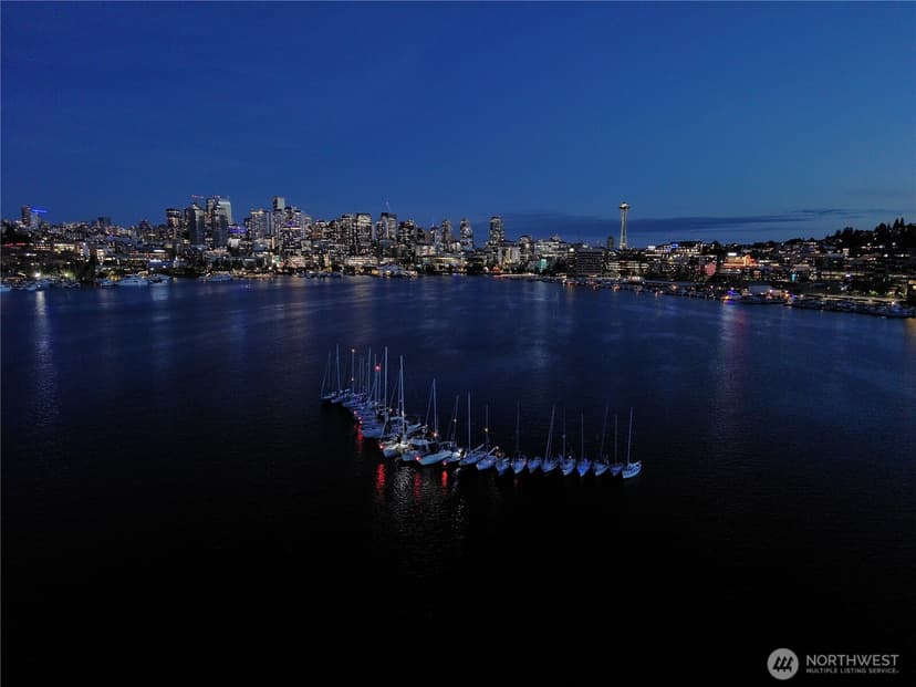 Property photo for 1758 Dexter Avenue N #6, Seattle photo 32