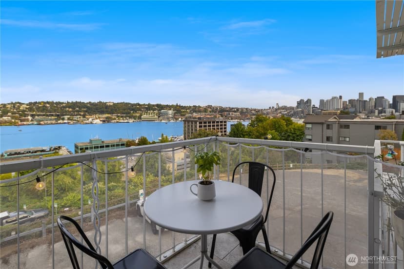 Property photo for 1758 Dexter Avenue N #6, Seattle photo 12