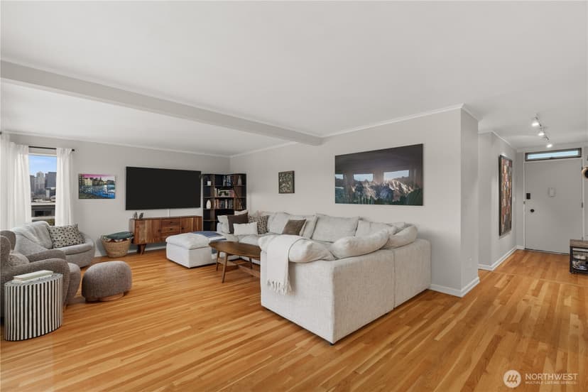 Property photo for 1758 Dexter Avenue N #6, Seattle photo 10