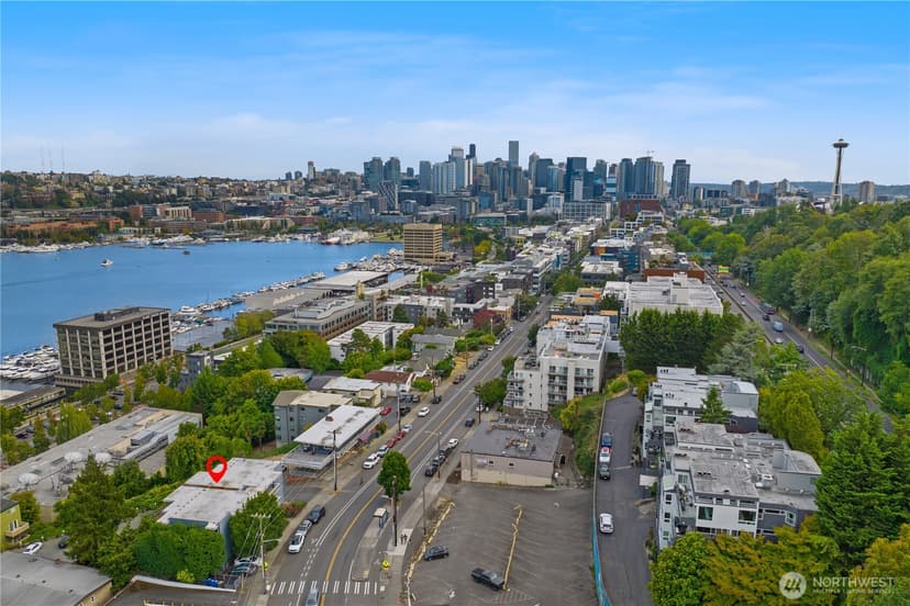Property photo for 1758 Dexter Avenue N #6, Seattle photo 22