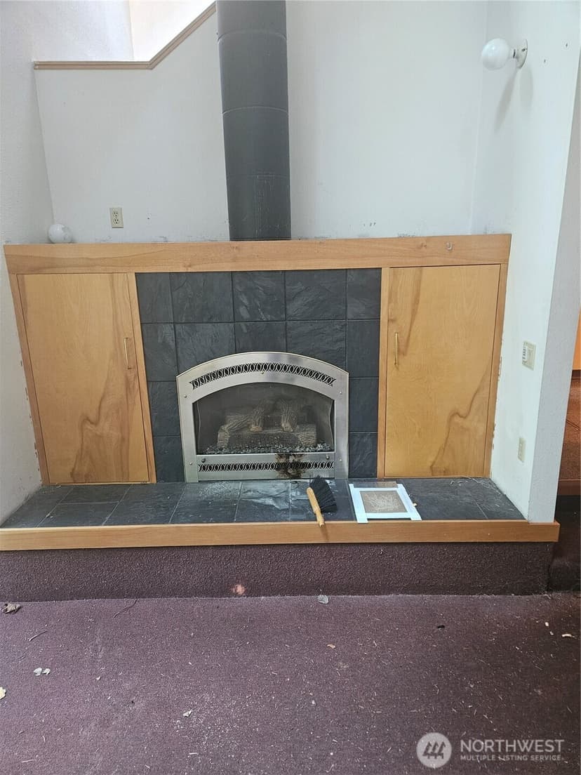 Property photo for 1929 NE Bentley Drive, Bremerton photo 3