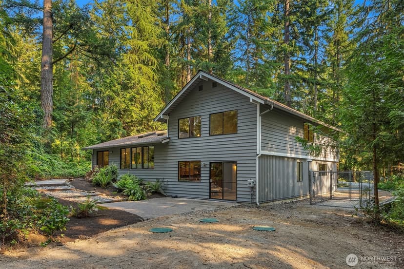 Property photo for 15053 253rd Avenue SE, Issaquah photo 30