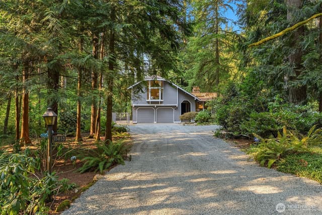 Property photo for 15053 253rd Avenue SE, Issaquah photo 2