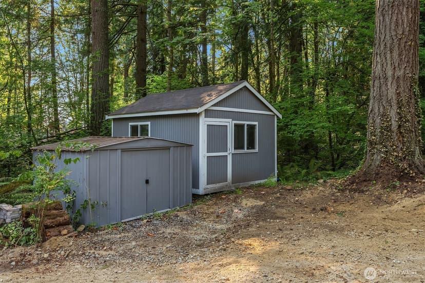 Property photo for 15053 253rd Avenue SE, Issaquah photo 31