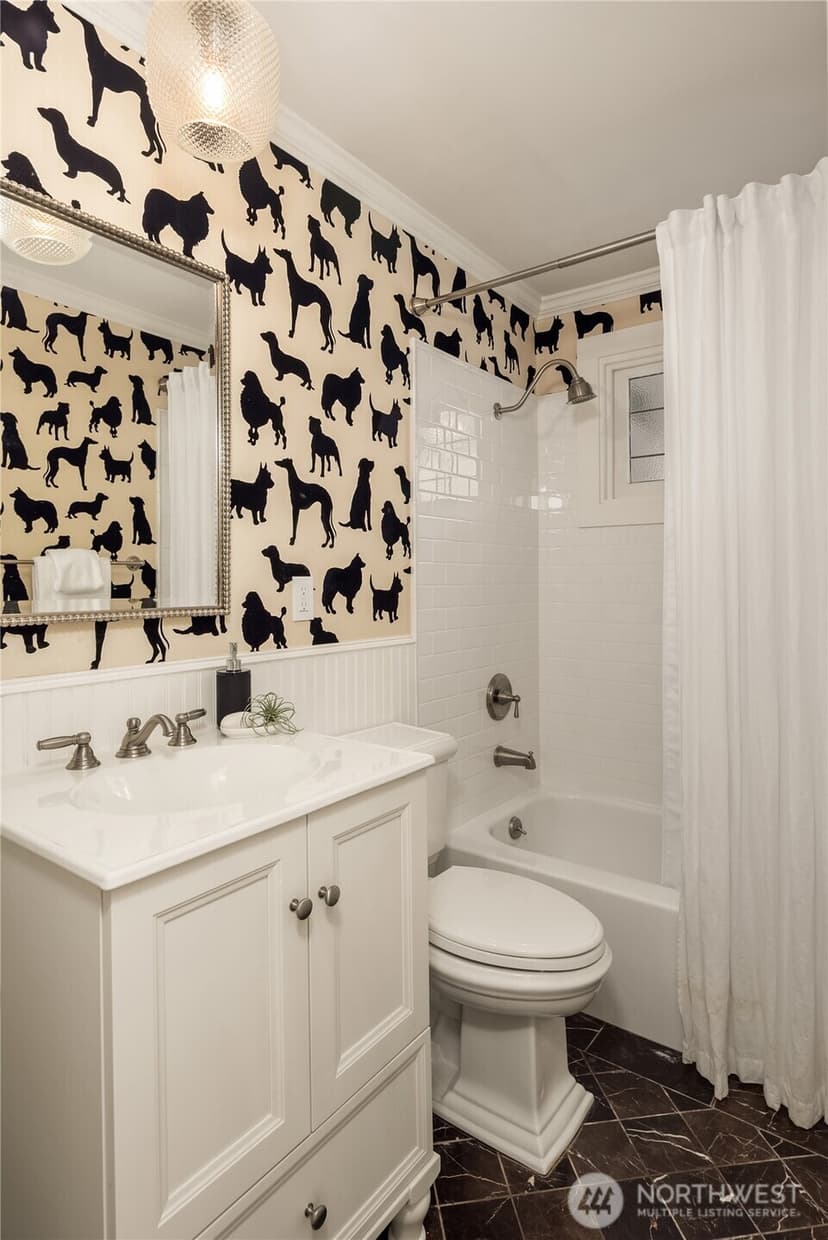 Property photo for 716 15th Avenue E, Seattle photo 23