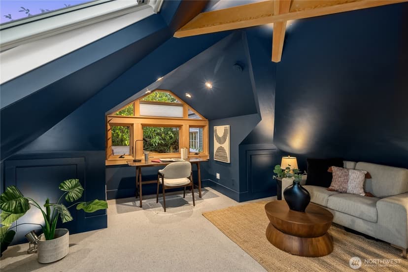 Property photo for 716 15th Avenue E, Seattle photo 34