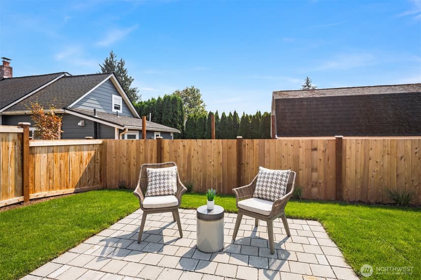Property photo for 2402 Cleveland Avenue #B, Everett photo 7