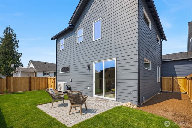 Property photo for 2402 Cleveland Avenue #B, Everett photo 5